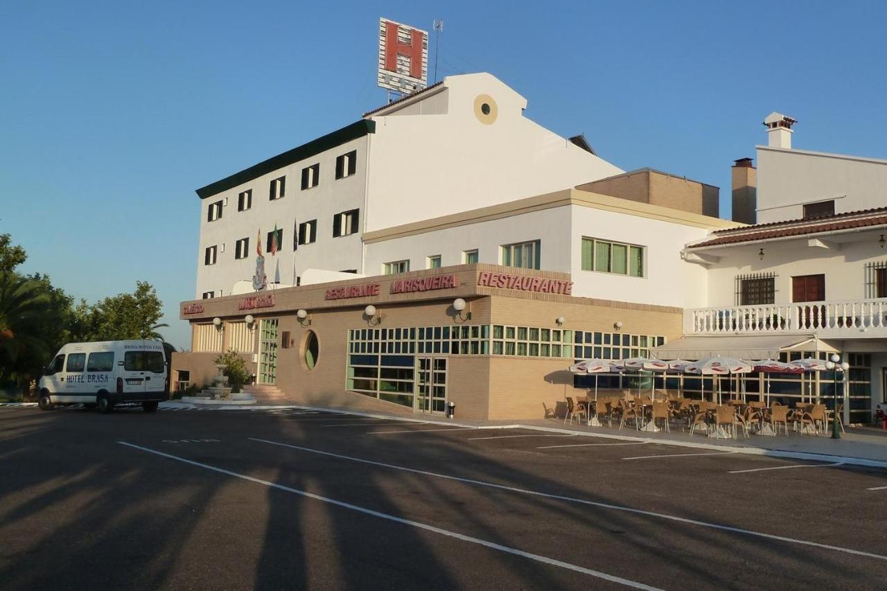 Hotel Brasa Элваш Экстерьер фото